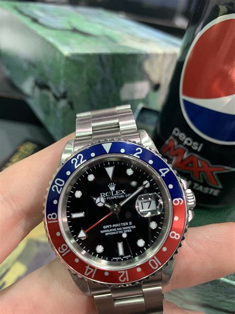 rolex pepsi on oyster bracelet|rolex pepsi model 16710.